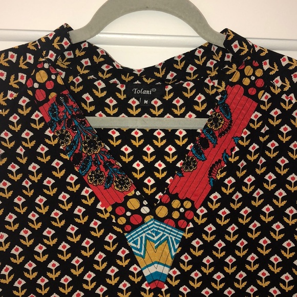 Beautiful Silk Tunic - Picture 3 of 4